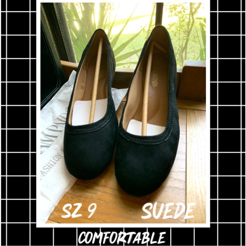 Dream Pairs Black Suede Flats